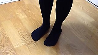 long socks girl eat pussy